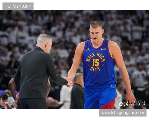 爱德华兹谈防守穆雷：系列赛未分胜负